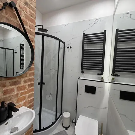 Wyjatkowe Miejsce W Sercu Wroclawia * فروتسواف